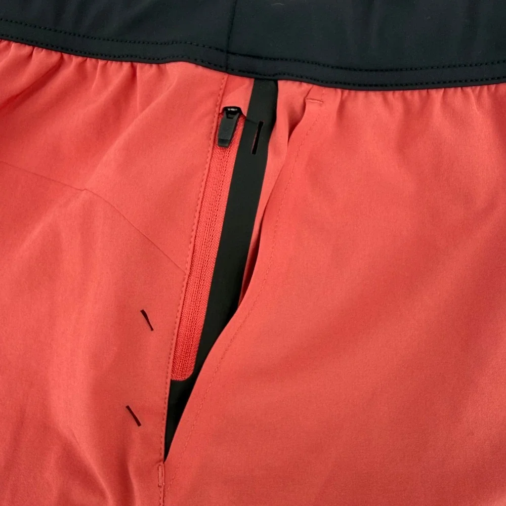 Ten Thousand Mens Interval‎ Shorts Red Size M Quick Dry Stretch Athletic - Picture 5 of 5